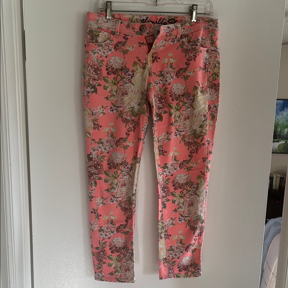 Floral Jeans (junior’s)